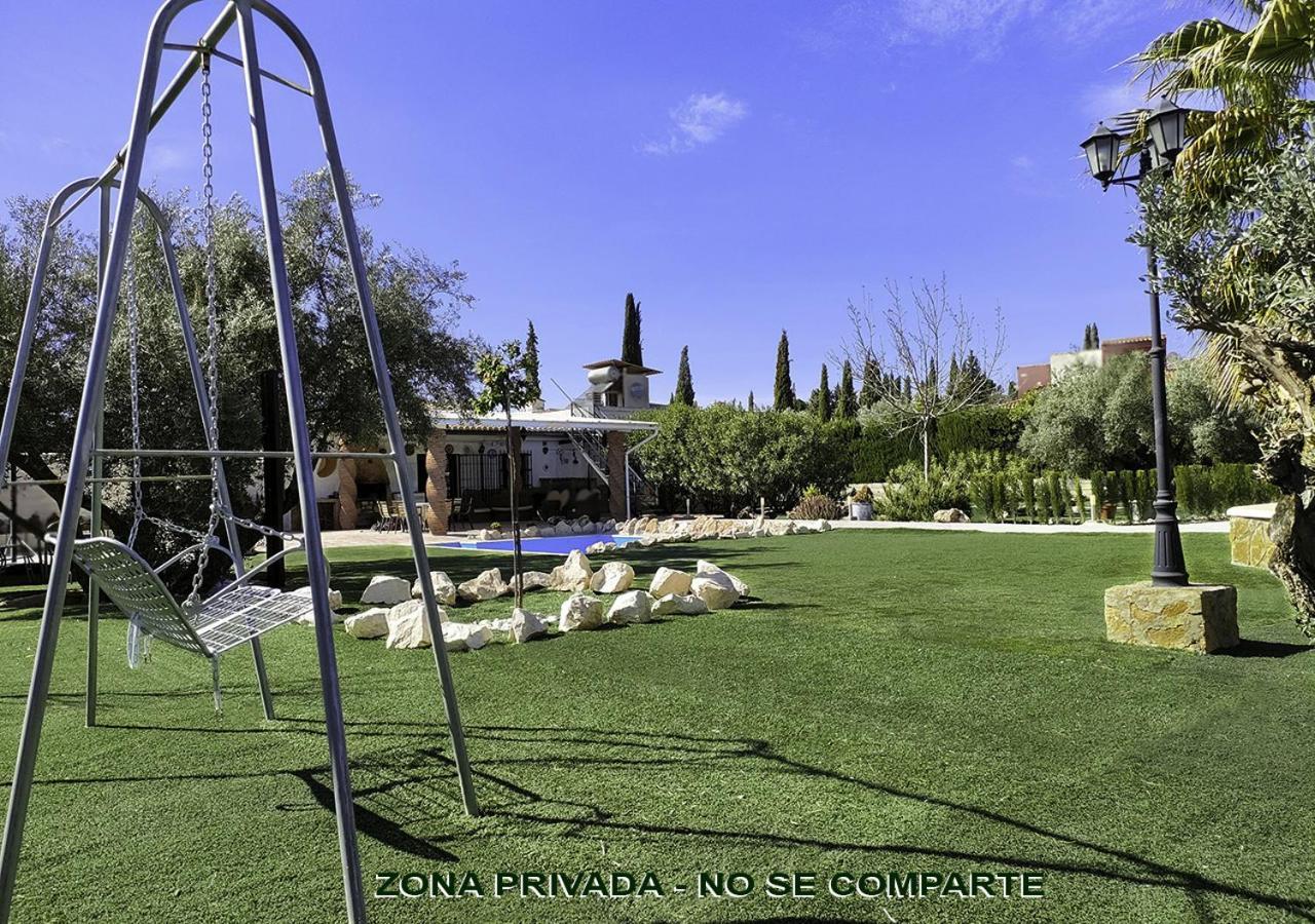 Villa Capricho De Luna Caparacena Bagian luar foto