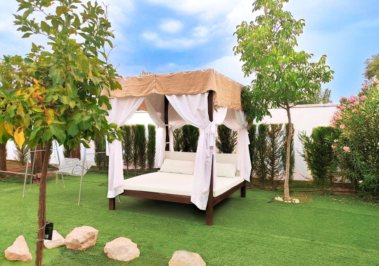 Villa Capricho De Luna Caparacena Bagian luar foto