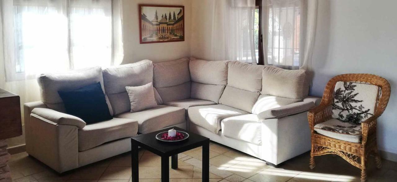 Villa Capricho De Luna Caparacena Bagian luar foto