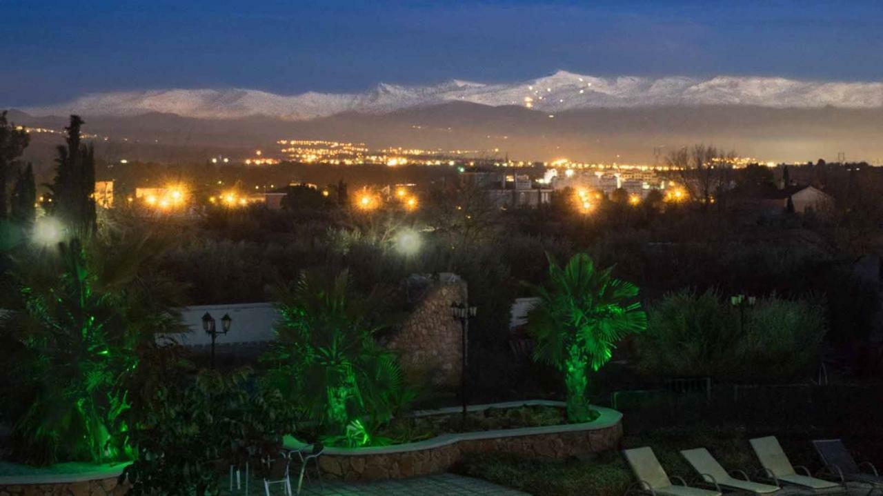 Villa Capricho De Luna Caparacena Bagian luar foto